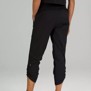Lululemon Dance Studio Mid-Rise Cropped Pant
